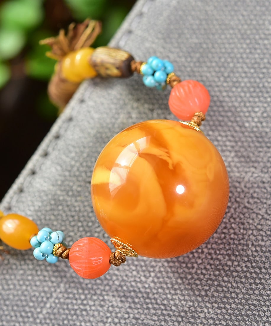 A Exquisite Amber Necklace - 3