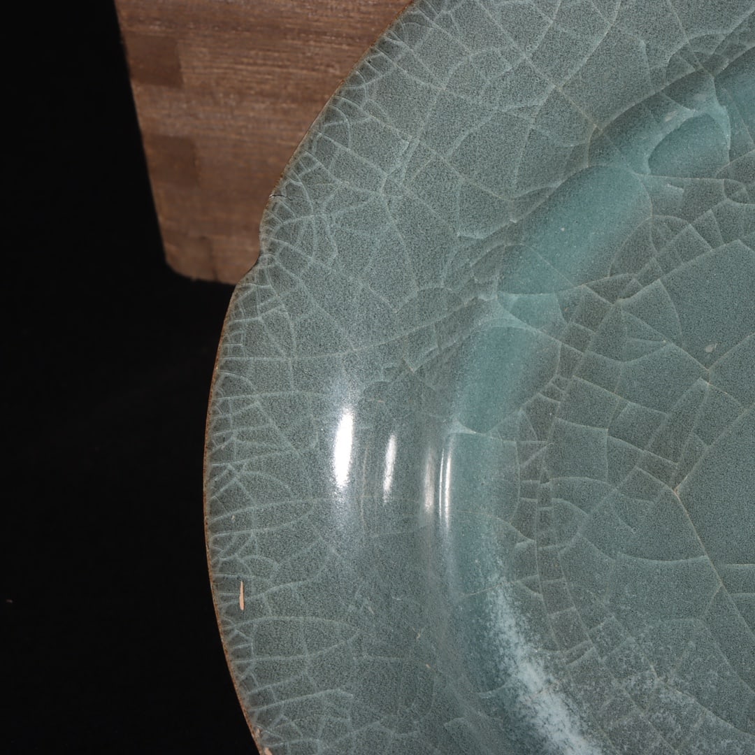 A Exquisite Guan yao Plate - 5