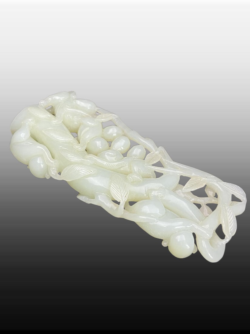 A Exquisite Hotan Jade Monkey Ornament - 6