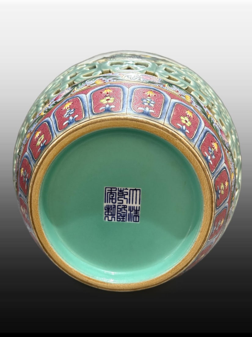 A Exquisite Enamel Ruby Red Landscape Pattern Vase - 8