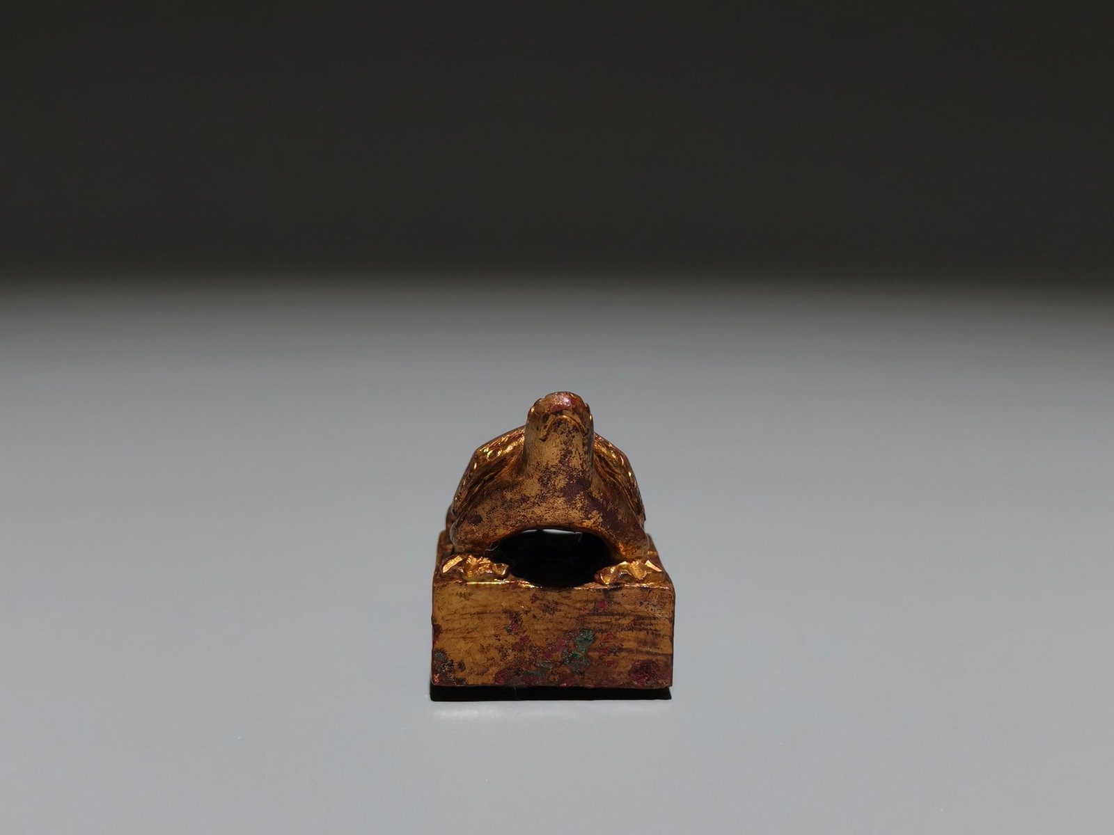 A Exquisite Gilt Bronze Turtle Seal - 3