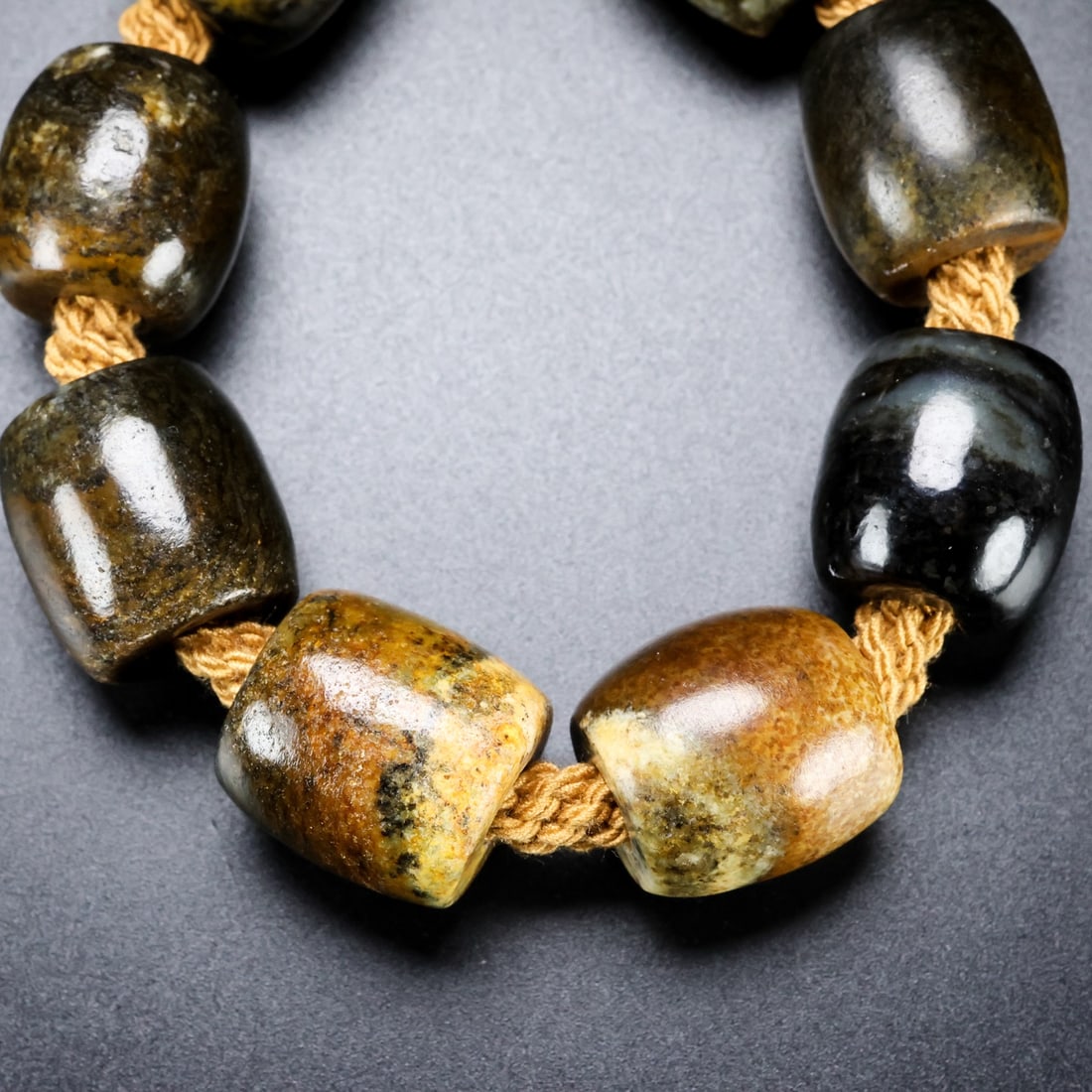 A Exquisite Hotan Jade Bracelets - 8