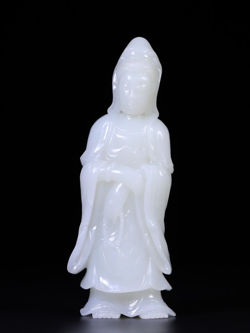 A Exquisite Hotan Jade Statue of Avalokitesvara Ornament: A Exquisite Hotan Jade Statue of Avalokitesvara Ornament,Qing Dynasty, China,Size:6.5inx2.4inx1.3in,Weight:440g