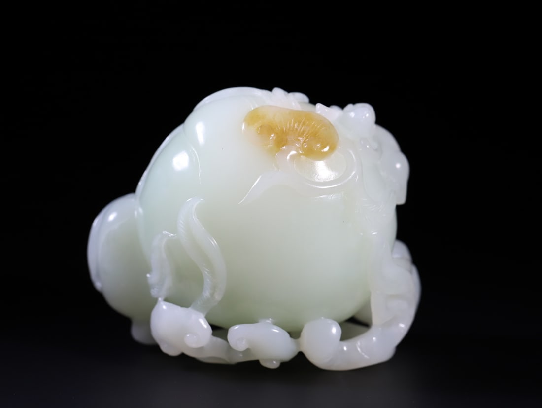 A Exquisite Hotan Jade Monkey Ornament - 2