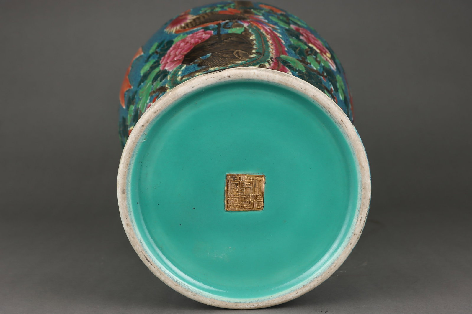 A Exquisite Doucai Flower and Bird Pattern Vase - 9