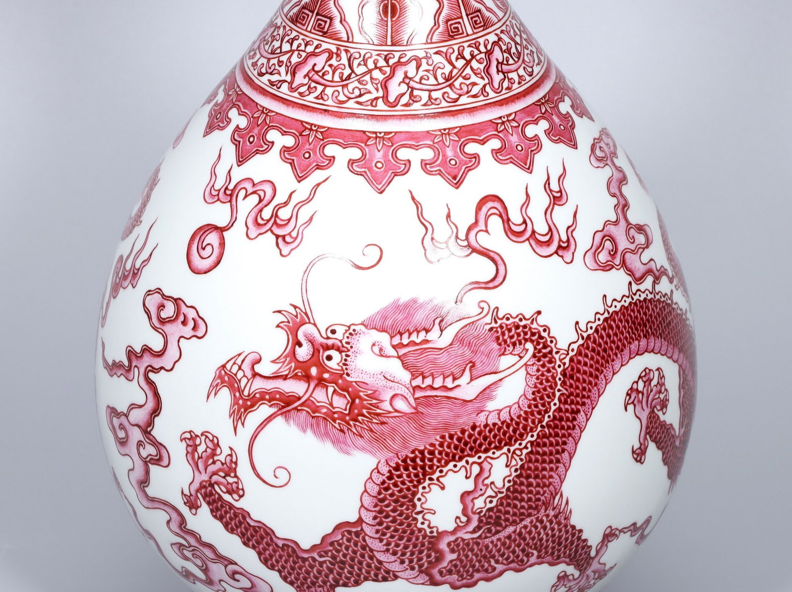 A Exquisite Enamel Ruby Red-Glazed Dragon Pattern Vase - 8