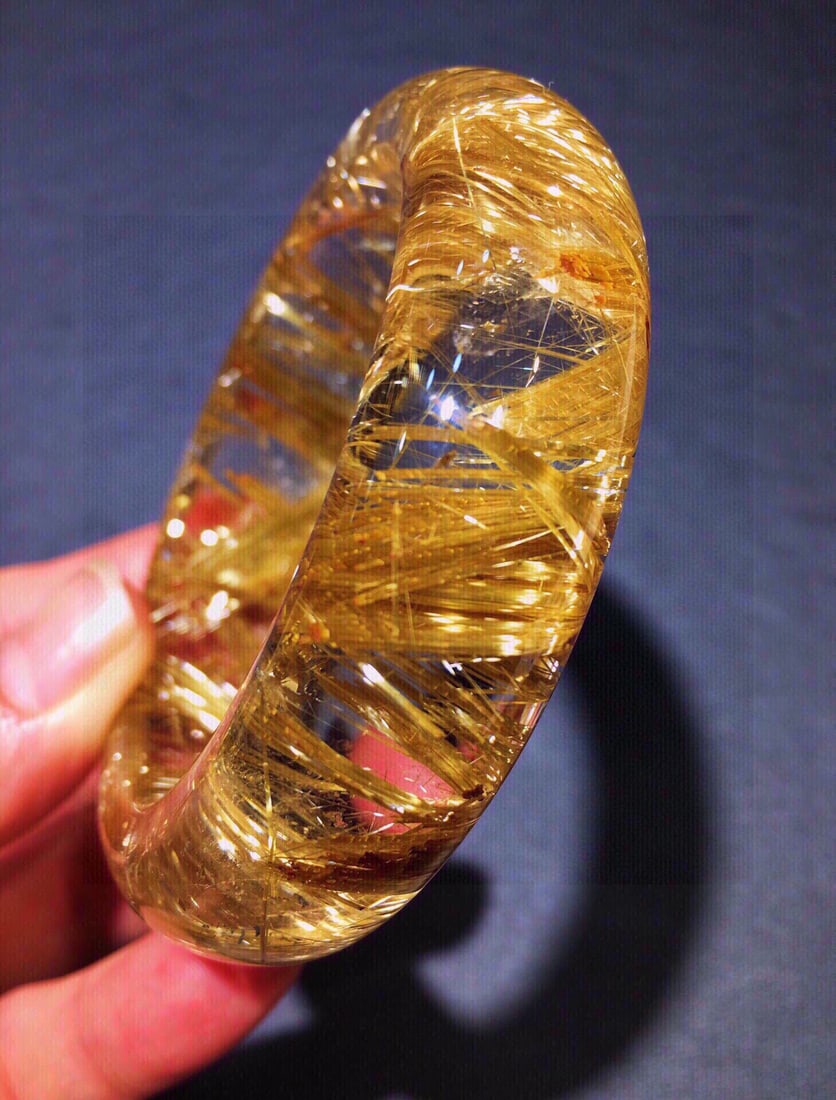 A Exquisite Titanium Quartz Bracelets - 6