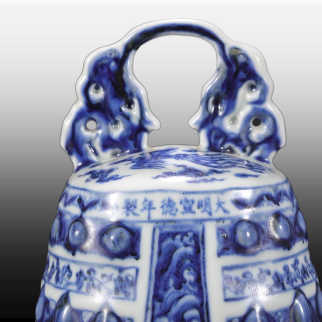 A Exquisite Blue and White Phoenix Pattern Chime - 3