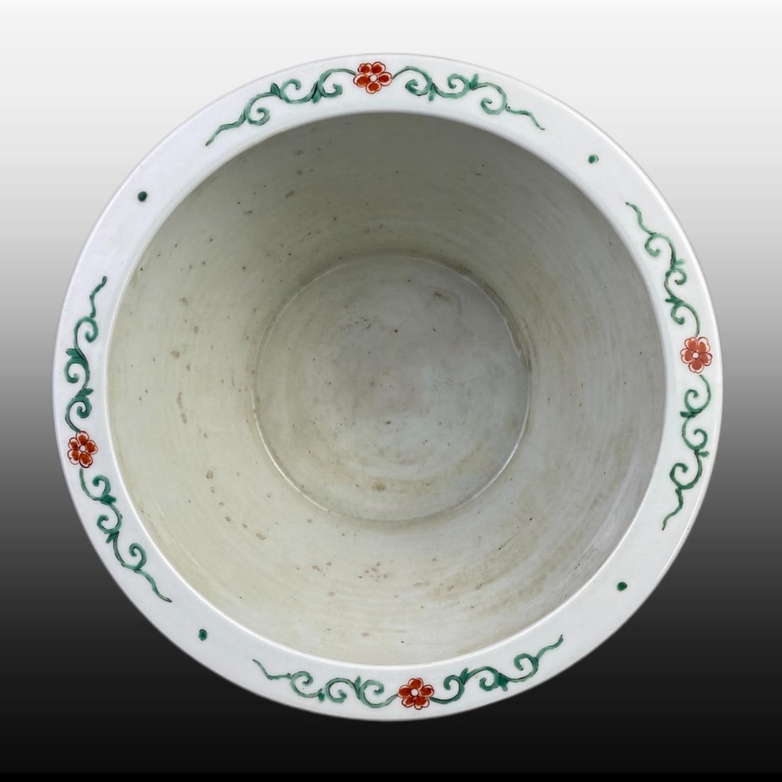 Wucai Lion Pattern Vat - 7