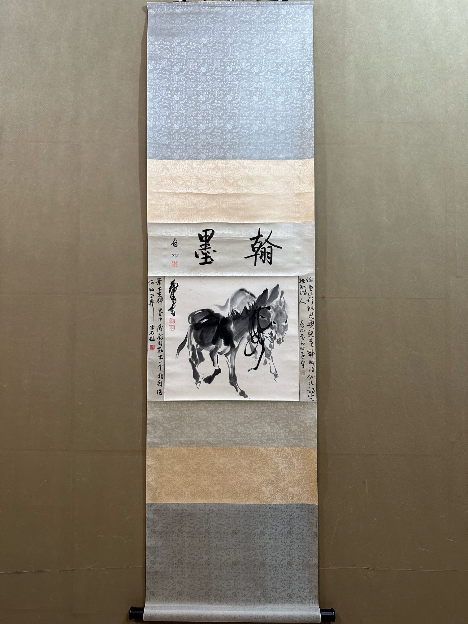 A Chinese Vertical Scroll Ink Horse Painting on Paper: A Chinese Vertical Scroll Ink Horse Painting on Paper,Modern Time of China,Huang Zhou,without frame size:17.3inx16.1in
