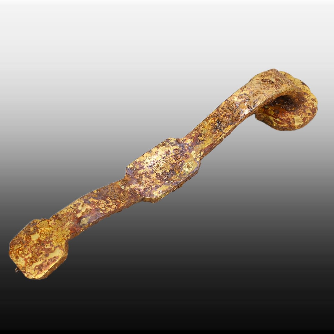 A Exquisite Gilt copper Ruyi - 8