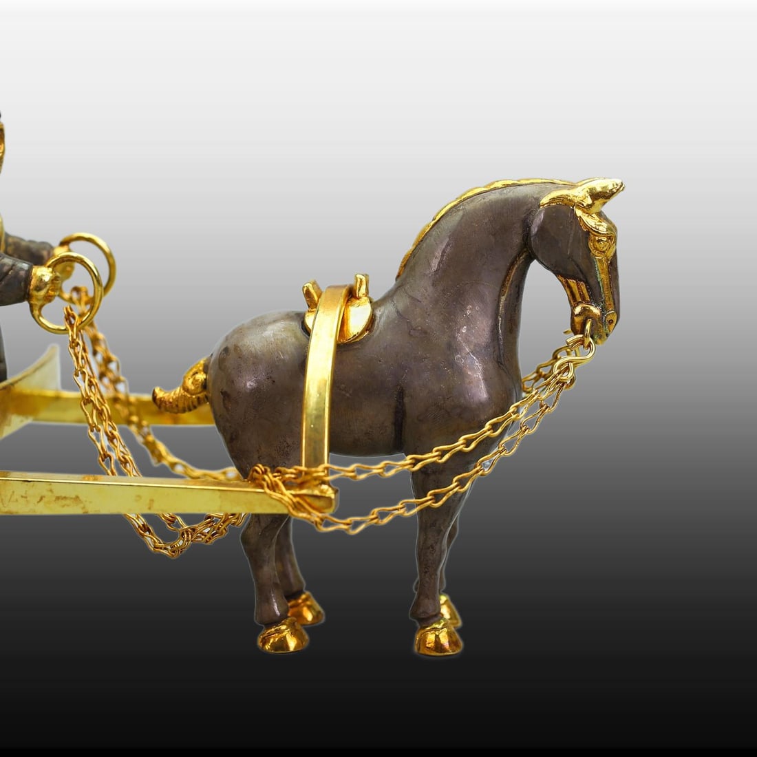 A Exquisite Gilt Bronze Carriage - 8