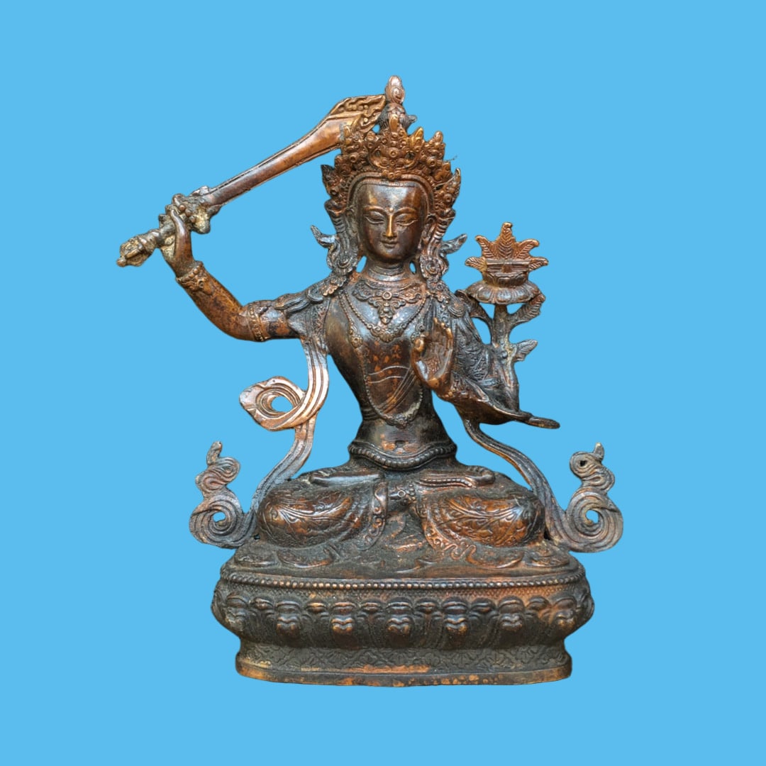 A Exquisite Copper-Bodied Buddha statue Ornament (1 of 9)