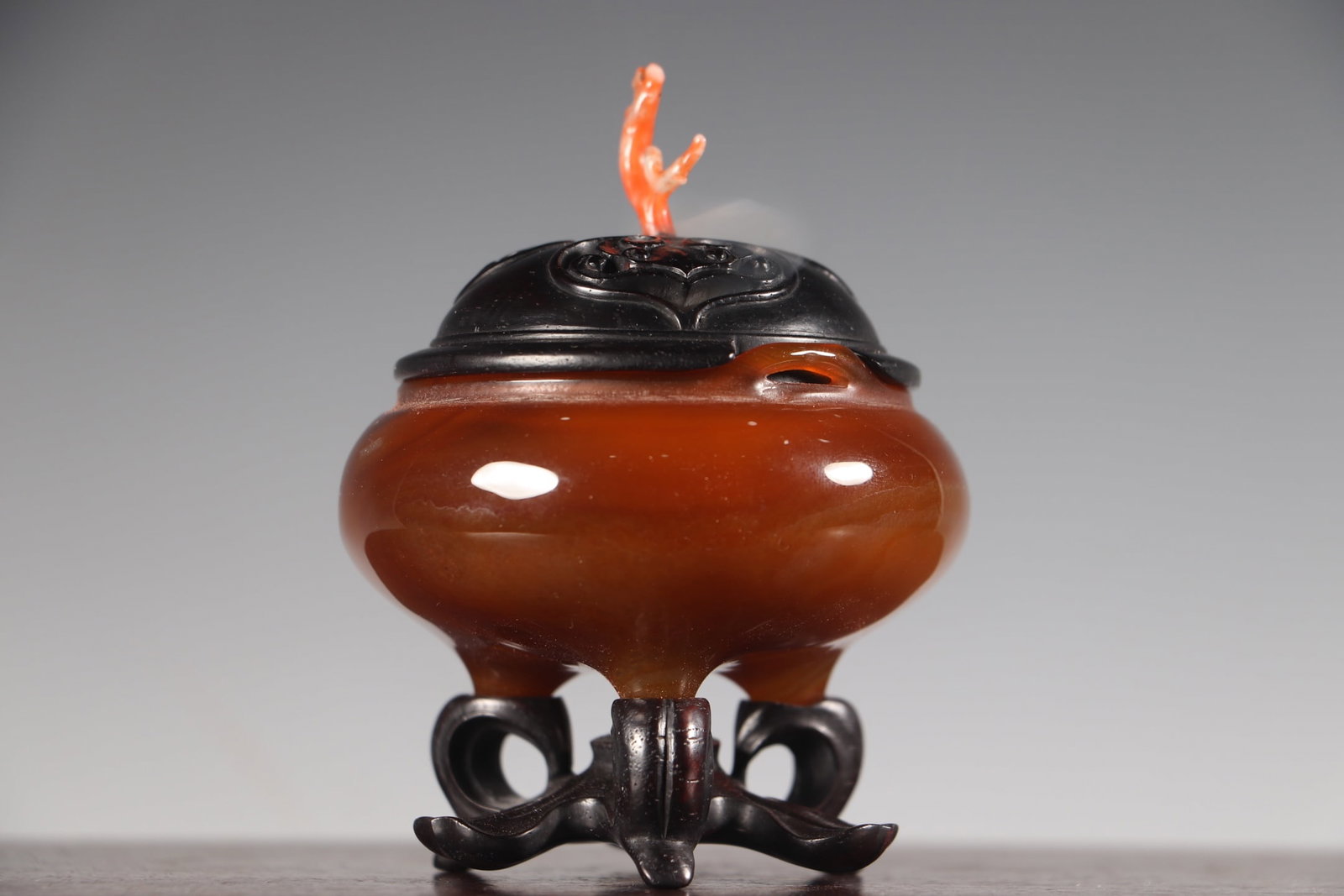 A Exquisite Agate Incense Burner - 3