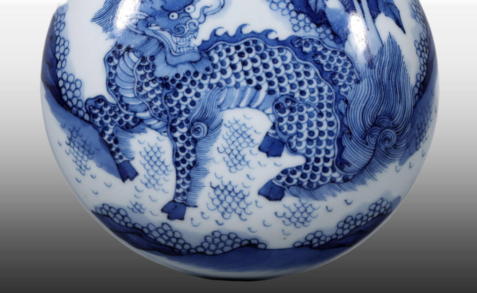 A Exquisite Blue and White Kylin Pattern Box - 8