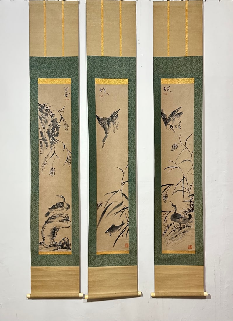 A Set of Chinese Vertical Scroll Ink Paintings of Flowers and Birds on Paper: A Set of Chinese Vertical Scroll Ink Paintings of Flowers and Birds on Paper,Qing Time of China,Bada Shanren,withoutframesize:40.6inx7.9in