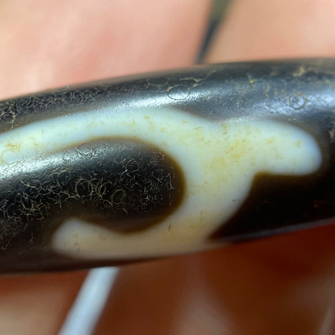 A Exquisite Ru yi Two Eye Dzi bead - 6