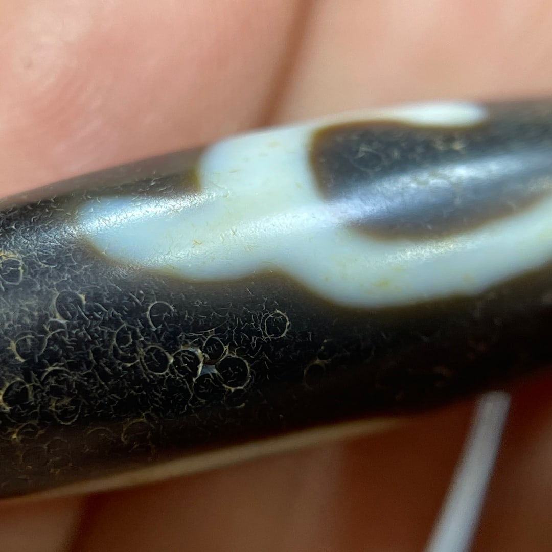 A Exquisite Ru yi Two Eye Dzi bead - 7