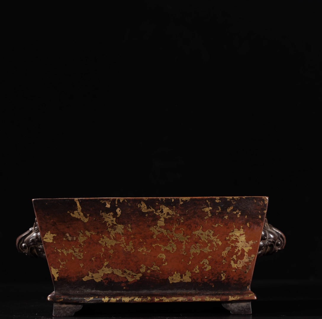 A Exquisite Red Copper Gold-Splashed Incense Burner: A Exquisite Red Copper Gold-Splashed Incense Burner,Ming Dynasty, China,With Mark,Size:2.4inx5.3in×3.9in,Weight:1430g 紫铜洒金香炉,中国明