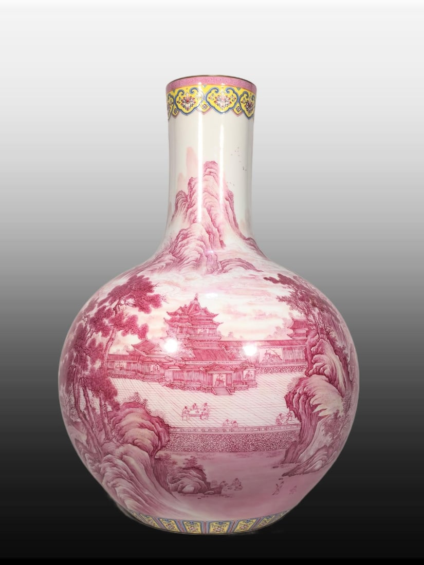 A Exquisite Enamel Agate Red Landscape Pattern Vase: A Exquisite Enamel Agate Red Landscape Pattern Vase,Qing Dynasty, China,Qianlong Six-character Mark,Size:22inx4.7inx15inx7.5in
