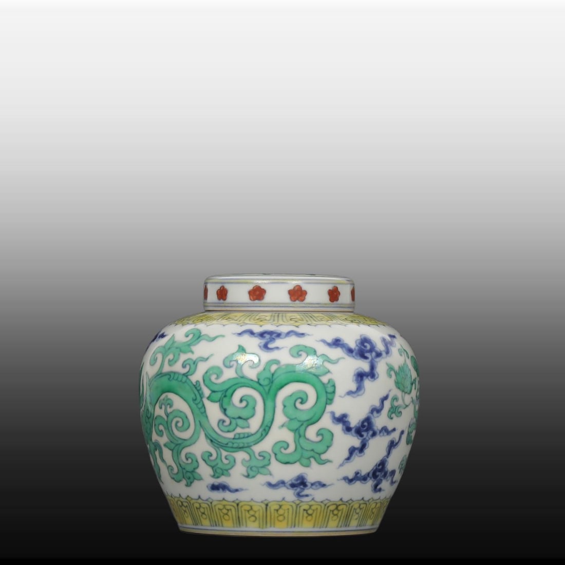A Exquisite Doucai Dragon Pattern Jar - 5