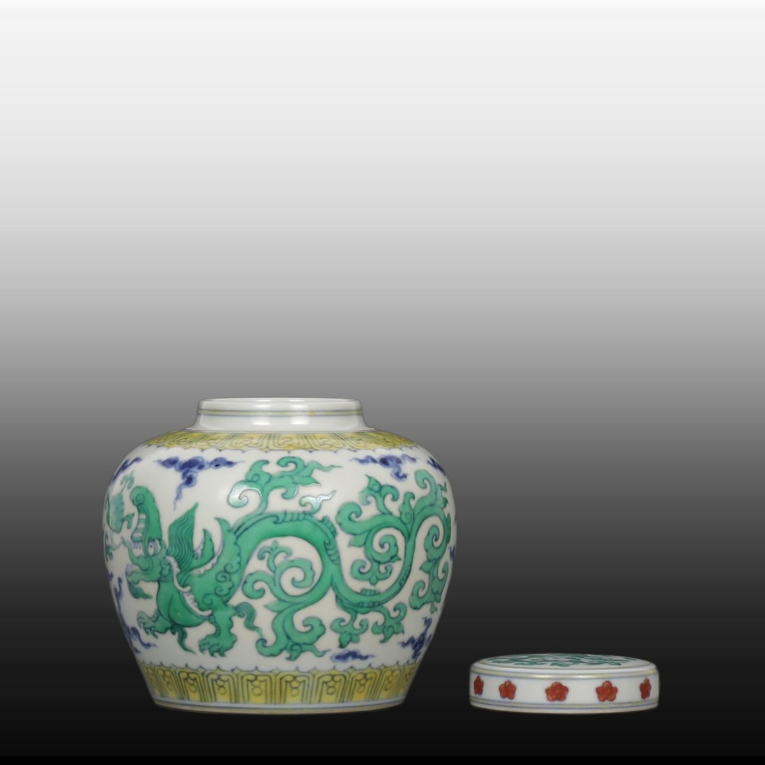 A Exquisite Doucai Dragon Pattern Jar - 7