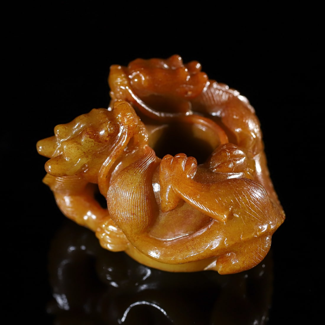 A Exquisite Hotan Jade Dragon Thumb Ring - 3