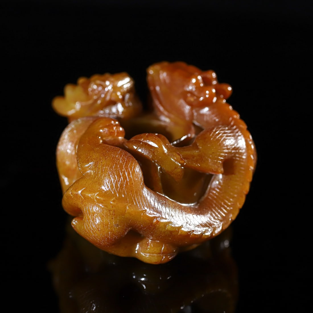 A Exquisite Hotan Jade Dragon Thumb Ring - 4