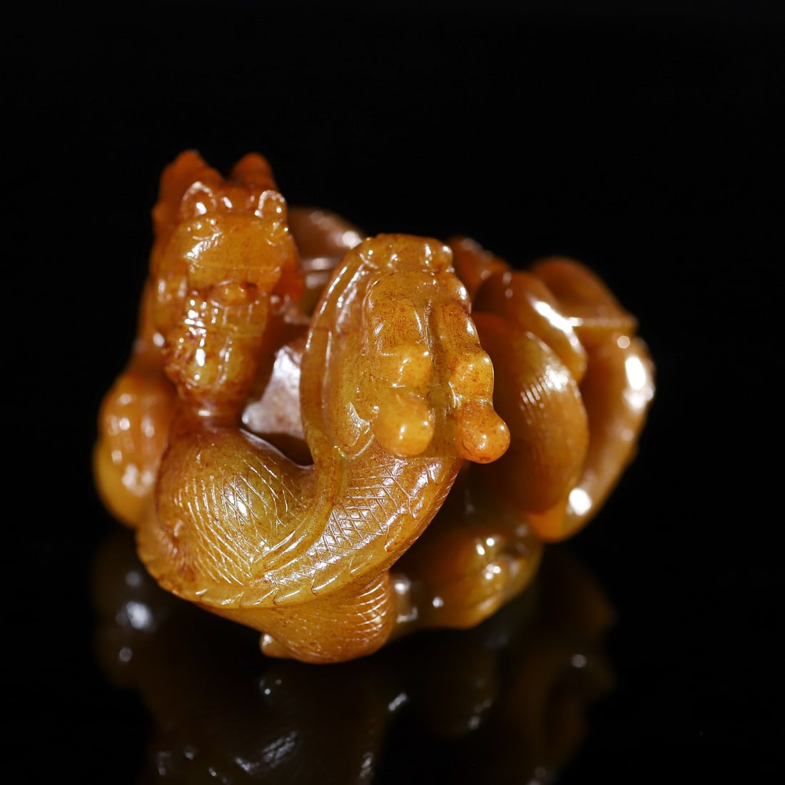 A Exquisite Hotan Jade Dragon Thumb Ring - 6