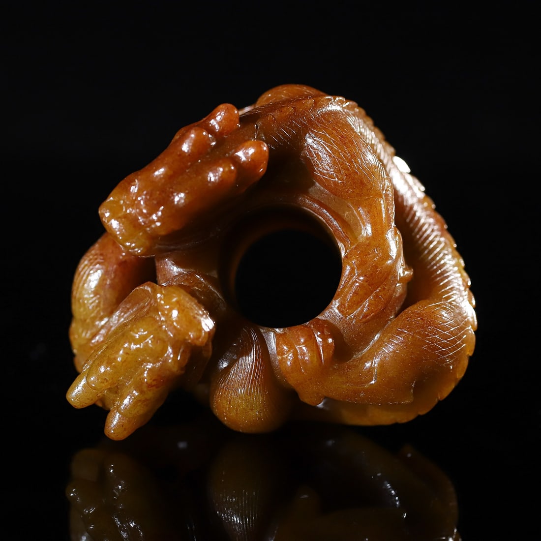 A Exquisite Hotan Jade Dragon Thumb Ring - 8