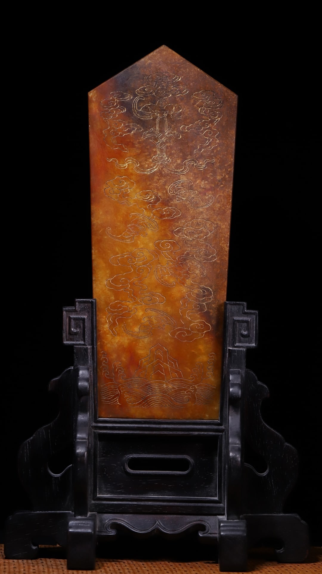 A Exquisite Hotan Jade Gui - 6