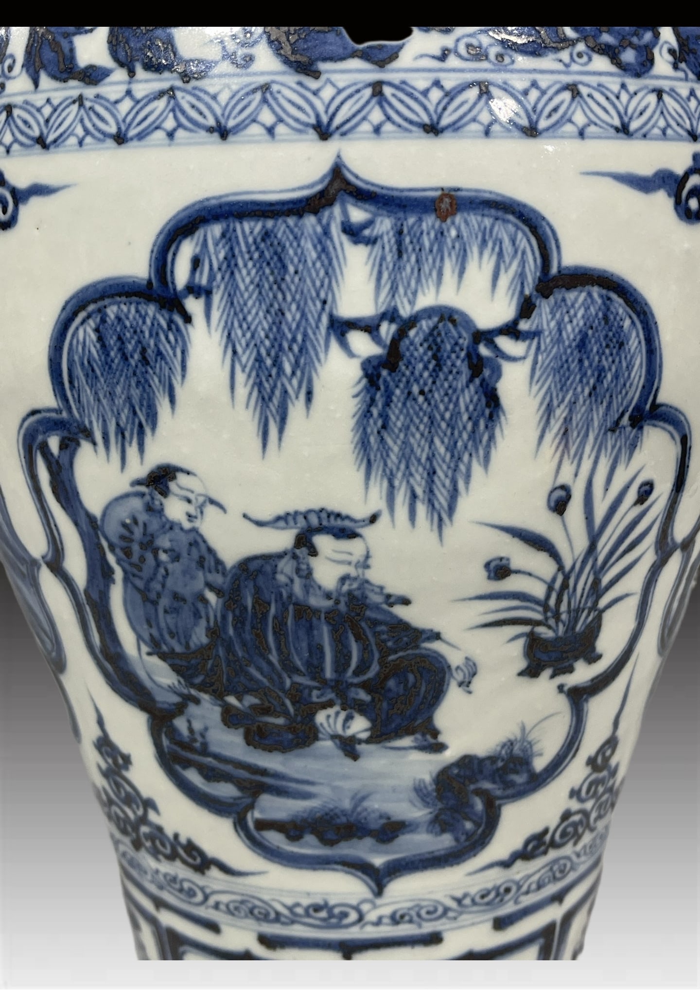 A Exquisite Blue and White Figures Pattern Vase - 6