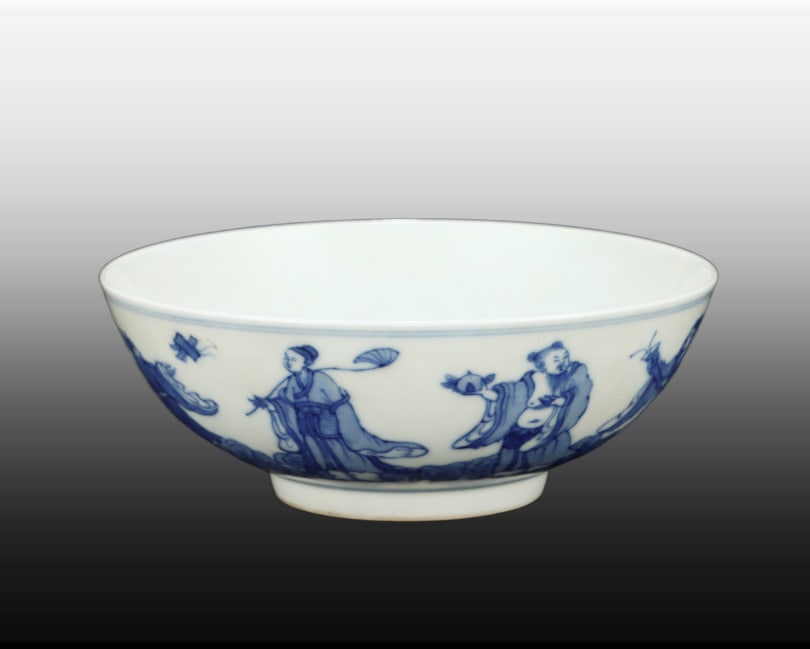 A Exquisite Blue and White Figures Pattern Bowl - 5