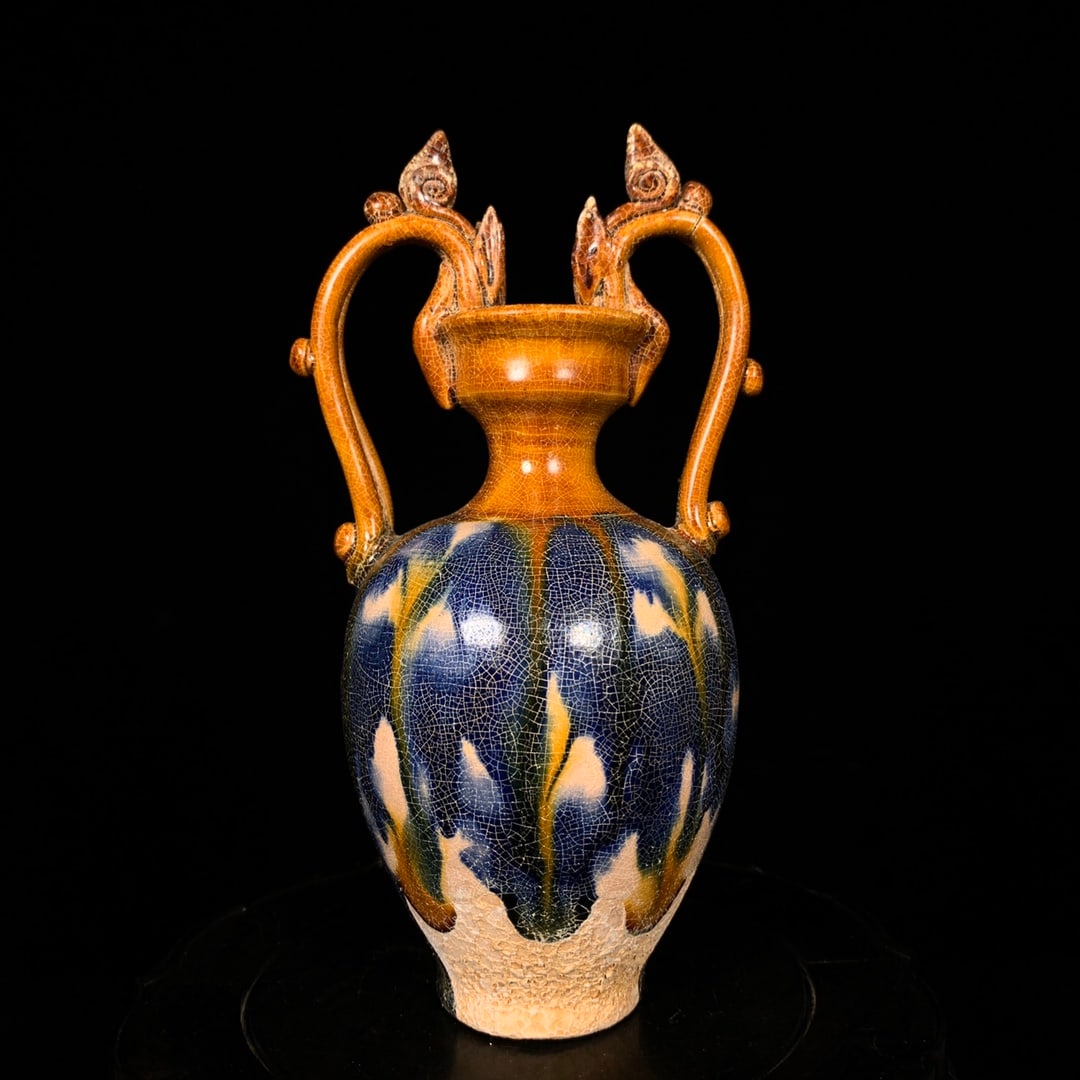 A Exquisite Tang Tri-Color Glazed Pottery Double-Ears Dragon Pattern Vase: A Exquisite Tang Tri-Color Glazed Pottery Double-Ears Dragon Pattern Vase,Tang Dynasty, China,Size:7.5inx3.9in 唐三彩双龙耳瓶,中国唐代