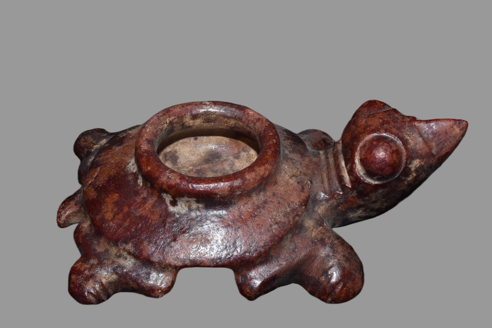 A Exquisite Hemoyu Turtle: A Exquisite Hemoyu Turtle,Ancient Time, China,Size:4.3inx7.1in,Weight:690g 河磨玉龟,远古时期