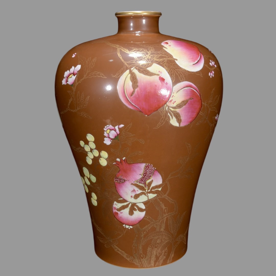 A Exquisite Monochrome Glazed Three Fruit Pattern Vase: A Exquisite Monochrome Glazed Three Fruit Pattern Vase,Qing Dynasty, China,Qianlong Six-character Mark,Size:13.4inx9.1in