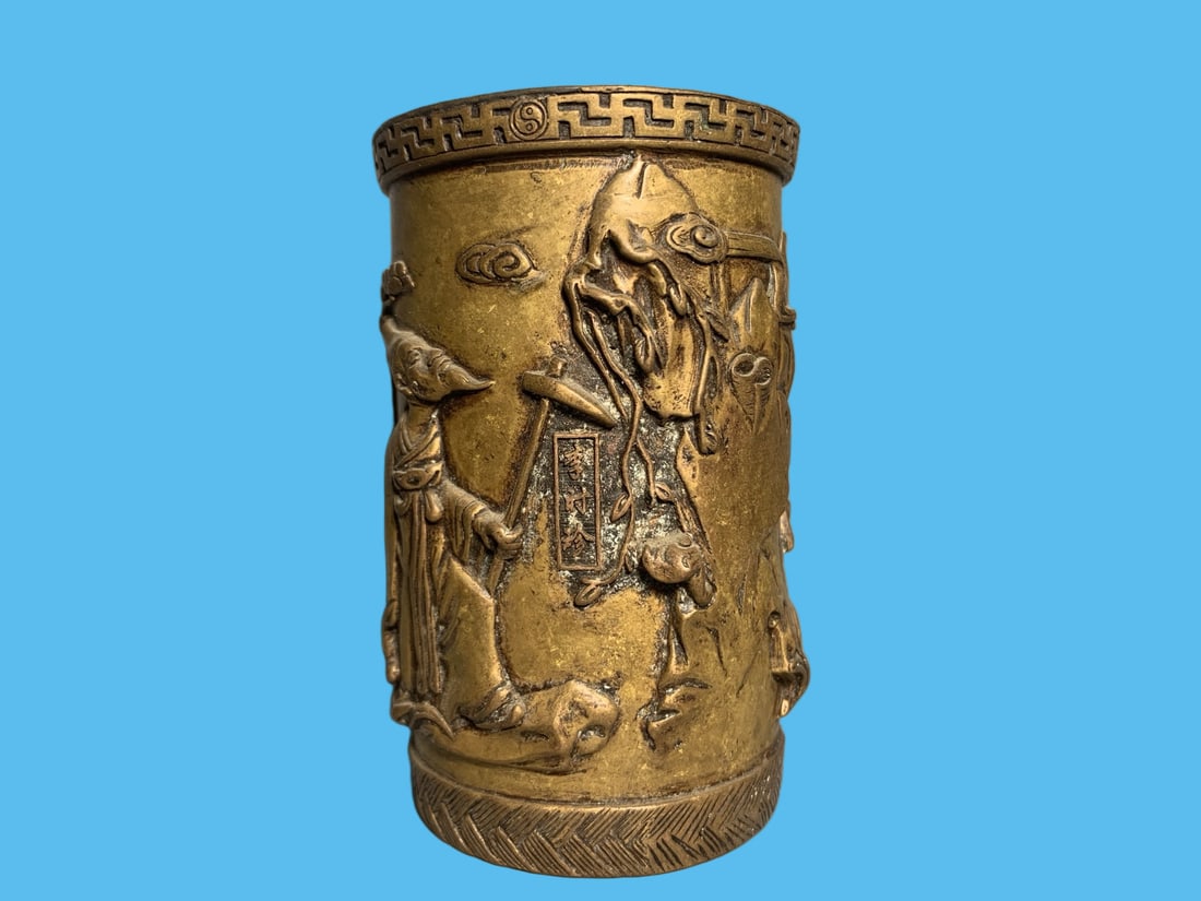 A Exquisite Copper Carved Figures Pattern Brush Pot - 3
