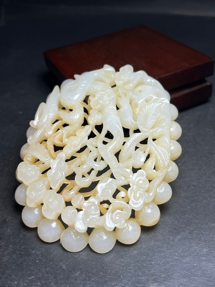 A Exquisite Hotan Jade Dragon Pattern Ornament - 4