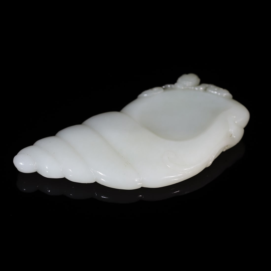 A Exquisite Hotan Jade Inkstone - 2