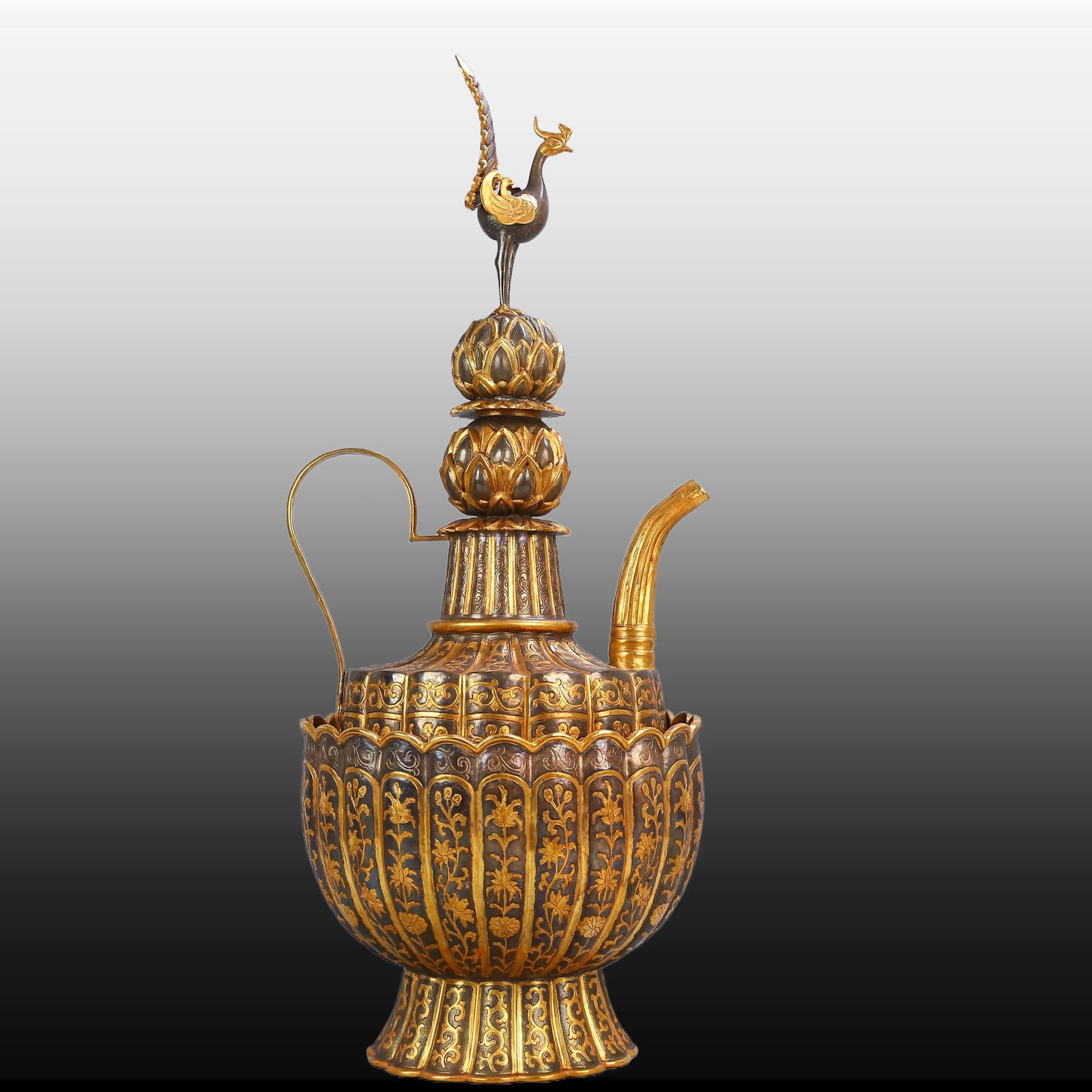 A Exquisite Gilt Bronze Lotus Pattern Phoenix Ewer: A Exquisite Gilt Bronze Lotus Pattern Phoenix Ewer,Qing Dynasty, China,Size:22inx9.1in(Ewer),Weight:3584g
