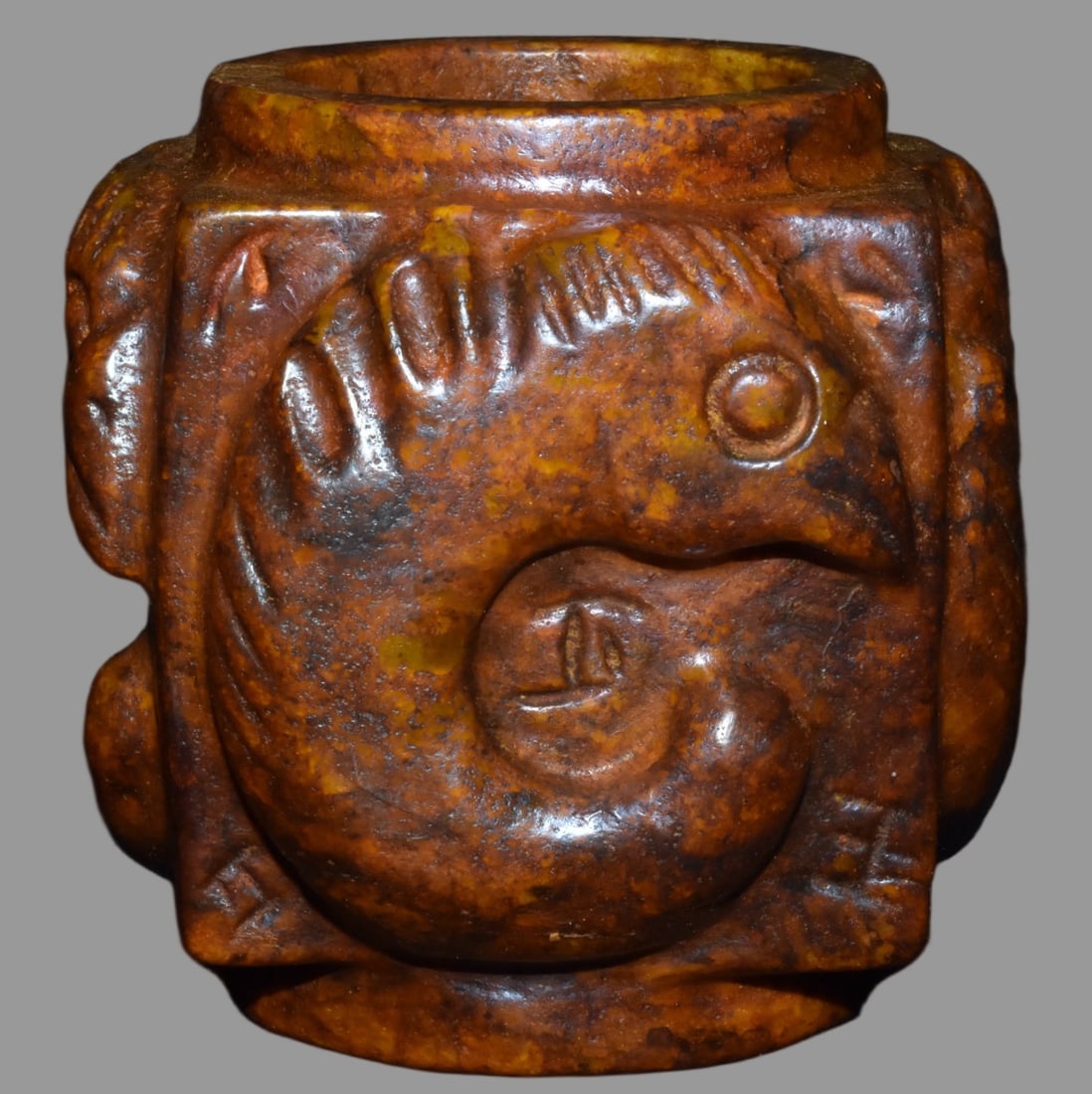 A Exquisite Hemoyu Handheld Carving - 2
