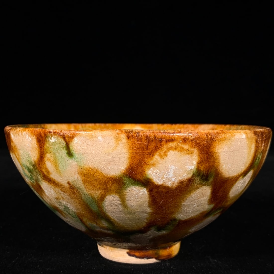 A Exquisite Tang Tri-Color Glazed Pottery Bowl: A Exquisite Tang Tri-Color Glazed Pottery Bowl,Tang Dynasty, China,Size:2.6inx4.9in 唐三彩碗,中国唐代