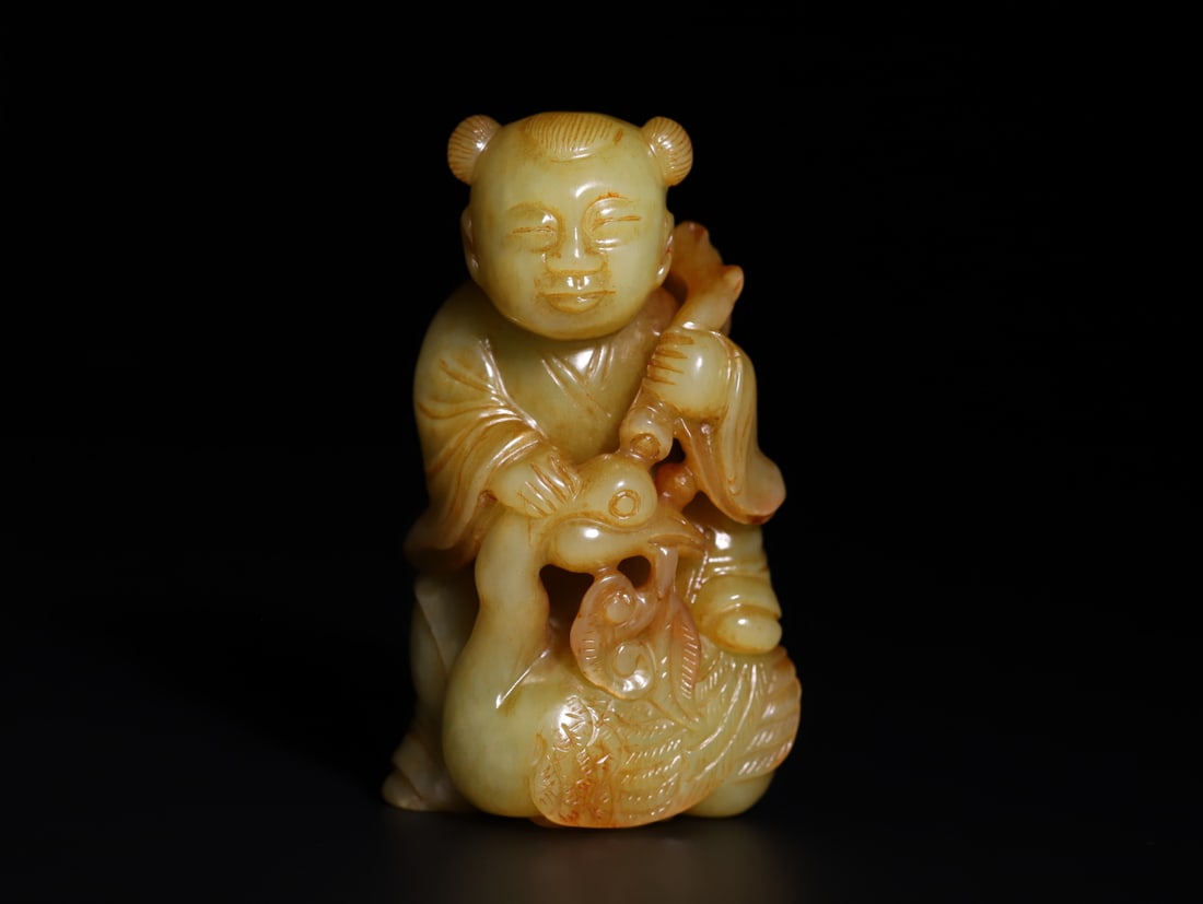 A Exquisite Hotan Yellow Jade Figures Ornament: A Exquisite Hotan Yellow Jade Figures Ornament,Qing Dynasty, China,Size:3.3inx1.9inx1.1in,Weight:164.3g