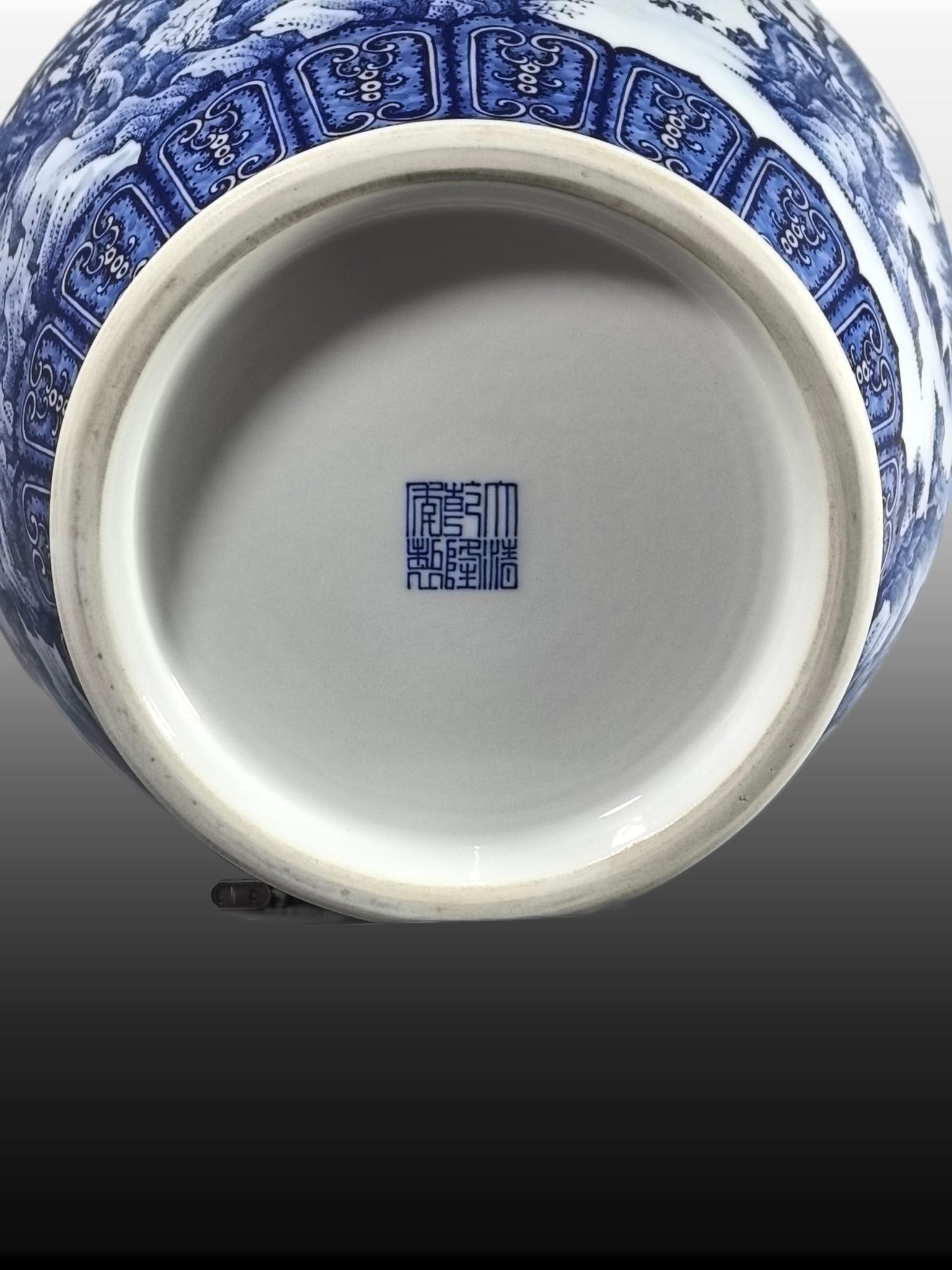 A Exquisite Blue and White Landscape Pattern Vase - 9