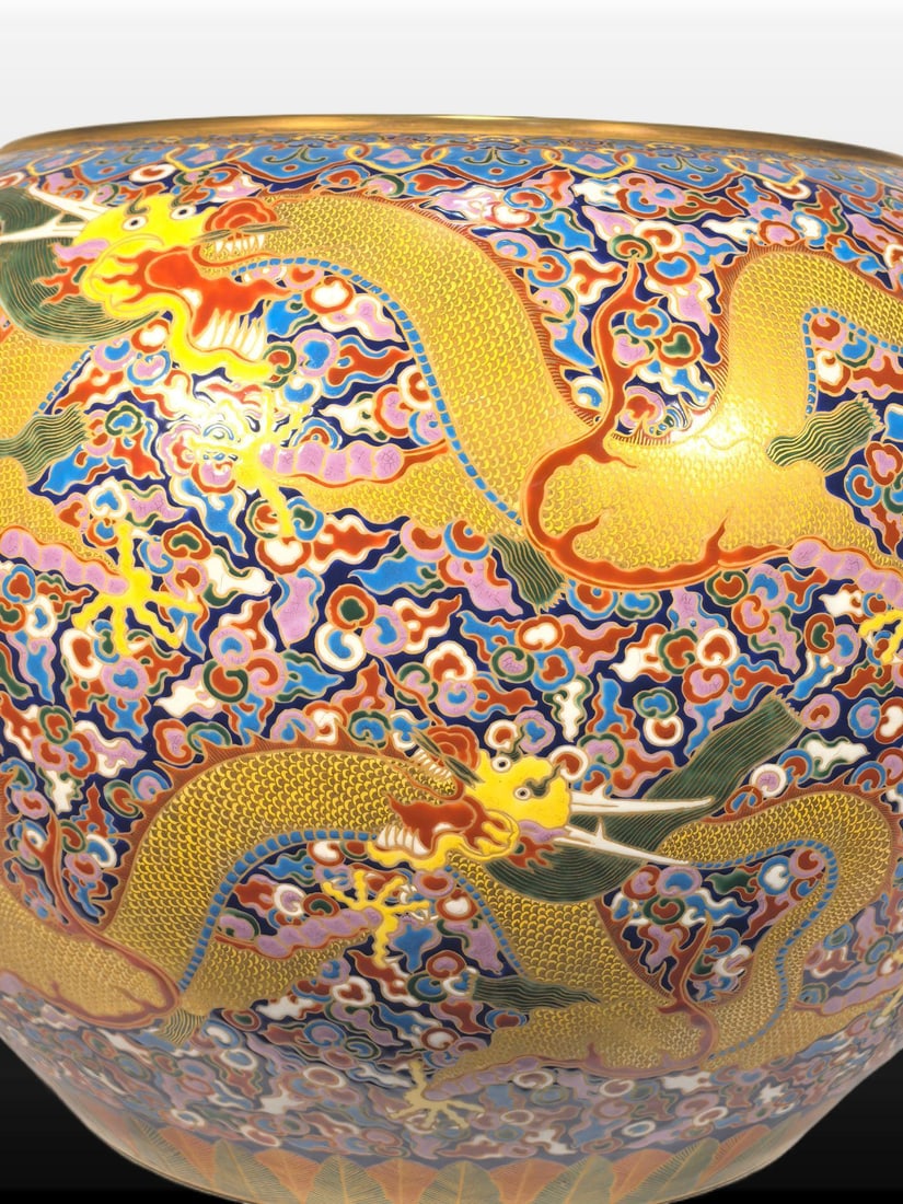 A Exquisite Enamel Painted Gold Dragon Pattern Vat - 6