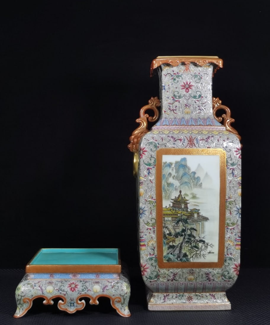 A Exquisite Enamel Landscape Pattern Vase: A Exquisite Enamel Landscape Pattern Vase,Qing Dynasty, China,Qianlong Four-character Mark,Size:22inx7.1inx5.3inx7.9in