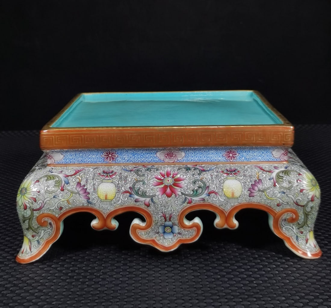 A Exquisite Enamel Landscape Pattern Vase - 4