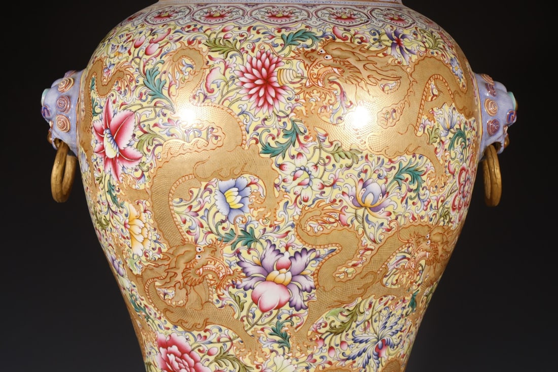 A Exquisite Enamel Dragon Pattern Jar - 4