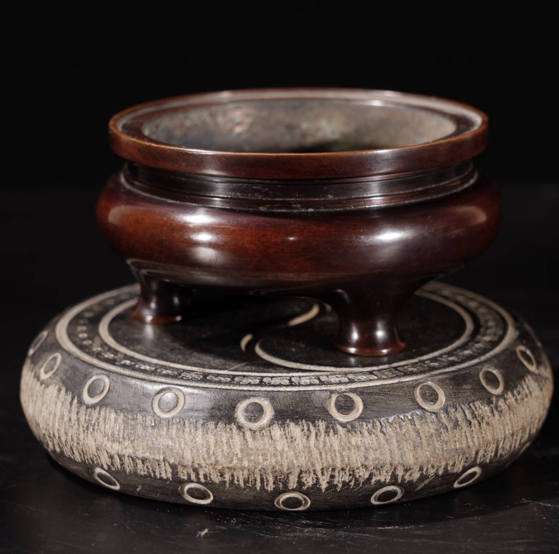 A Exquisite Red Copper Tripod Censer - 5