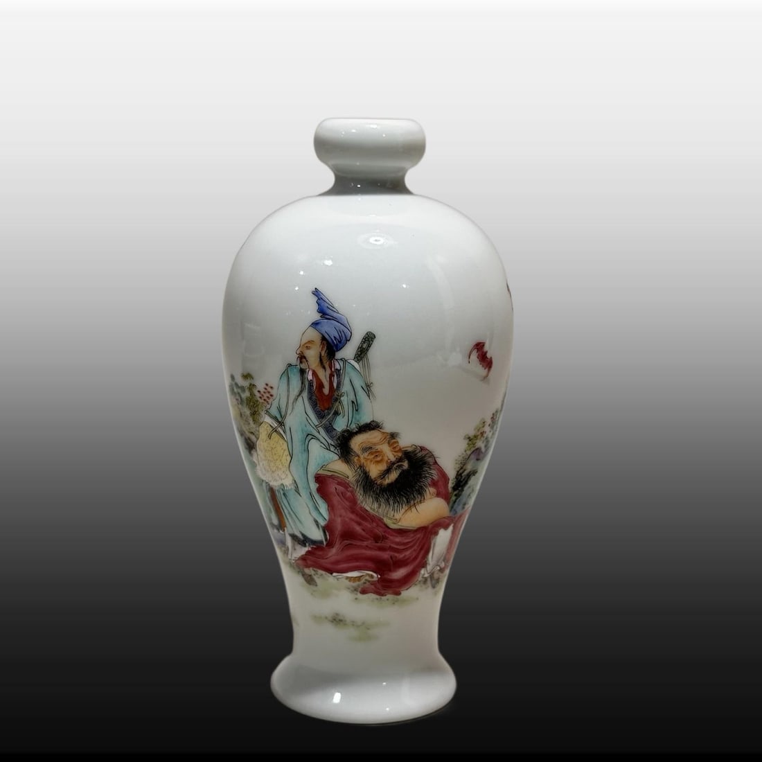 A Exquisite Famille-Rose Figures Pattern Vase: A Exquisite Famille-Rose Figures Pattern Vase,Qing Dynasty, China,Yongzheng Six-character Mark,Size:5.4inx0.7inx2.7inx1.8in